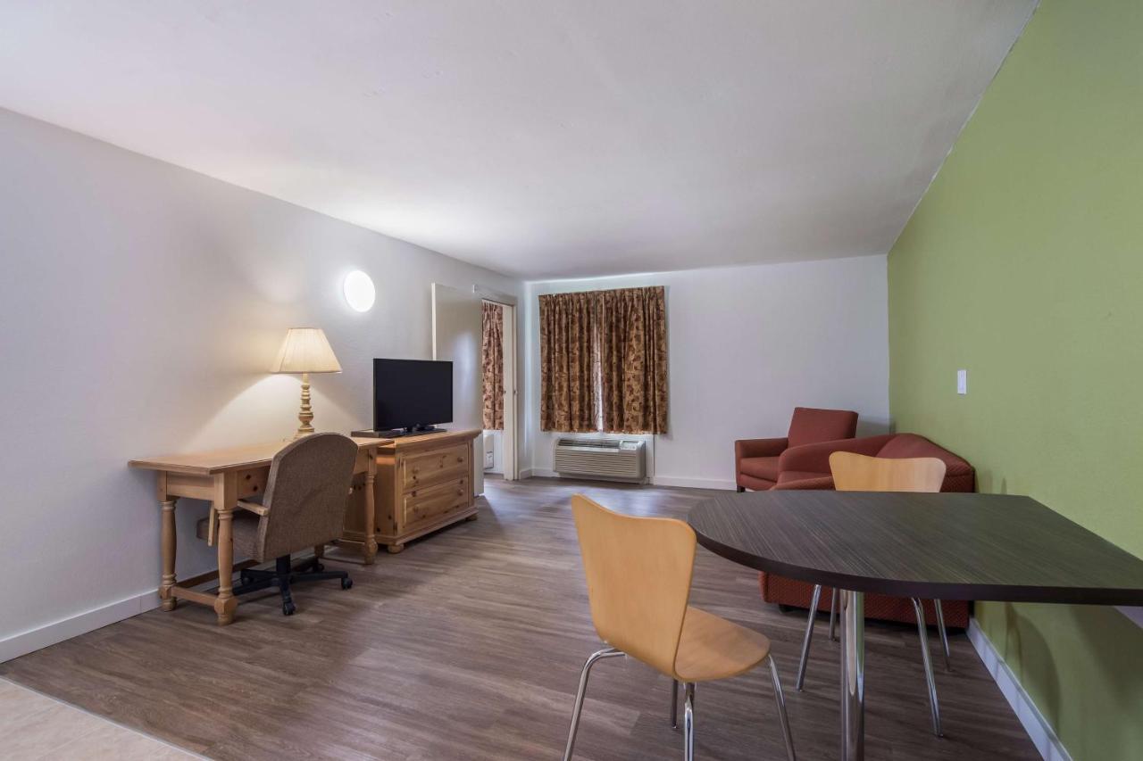 Hotel Oriskany Extérieur photo