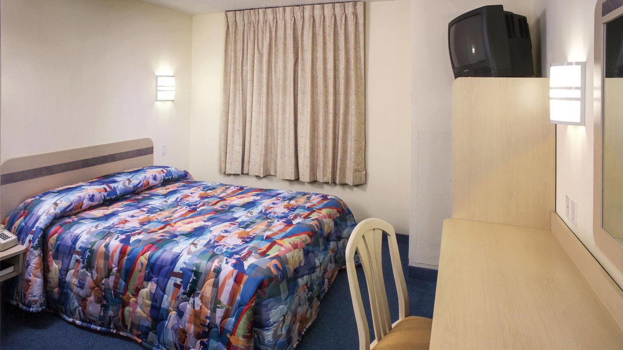 Hotel Oriskany Extérieur photo